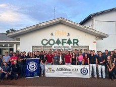 Participantes do evento foi organizado pela COAFAR em parceria com a UTFPR-DV e IDR regional Dois Vizinhos.