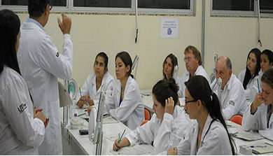 Aula em laboratório