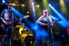 Apresentação da banda The Barbas, formada por professores da UTFPR-CM, no Fetamut 2018