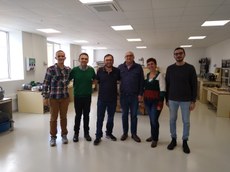 Da esquerda para a direita: Ruhan Pontes Policarpo de Souza, Prof. Oscar Duque-Perez, Prof. Cristiano Marcos Agulhari, Prof. Daniel Morinigo-Sotelo, Profa. Vanesa Fernández Cavero e Lorenzo Mantione.