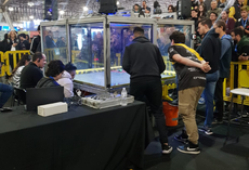 Equipe Crossbots já ganhou prêmios em competições nacionais (Foto: Crossbots).