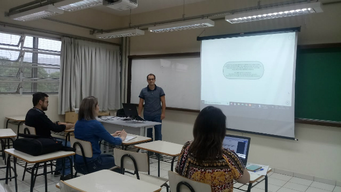 Banca de TCCE - aluno de especialização André Luís Di Domenico