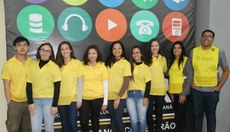 O professor Gustavo Sato, Andreza Quintas, Bianca de Lima, Thayná Oliveira,  Lorrana Ferreira,  Ana Luiza Forgiarini, Thays Leonardi , a professora Maici Duarte Leite e Raoni de Almeida que participam de missão do Projeto Rondon