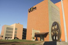 Fachada do Campus Toledo. Foto: Decom