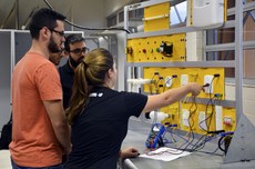 Alunos no Câmpus Apucarana (Foto: Decom)