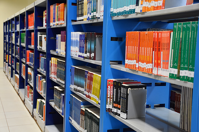 Biblioteca da UTFPR no Câmpus Medianeira (Foto: Decom)