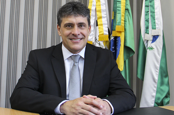 Luiz Alberto Pilatti, reitor da UTFPR (Foto: Decom)