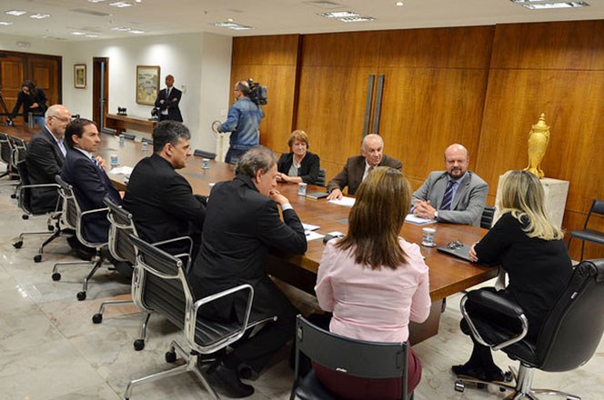 Reitores durante encontro com a governadora Cida Borghetti (Foto: Leonardo Bettinelli/UFPR)