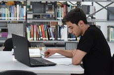 Biblioteca do Campus Francisco Beltrão (Foto: Decom)