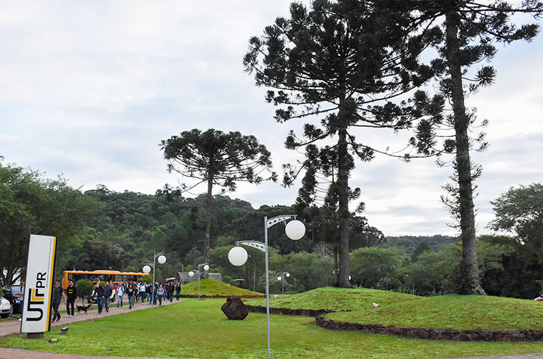 Entrada do Campus Francisco Beltrão