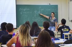 Editais têm vagas de professor em cinco campi da UTFPR (Foto: Decom)