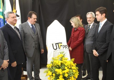 utfpr-inau-400x281.jpg