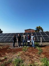 Usinas fotovoltaicas: Área Experimental e Politec