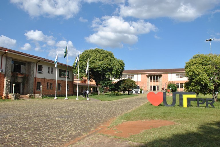 VESTIBULAR FOTO - DIVULGAÇÃO PROVA.JPG